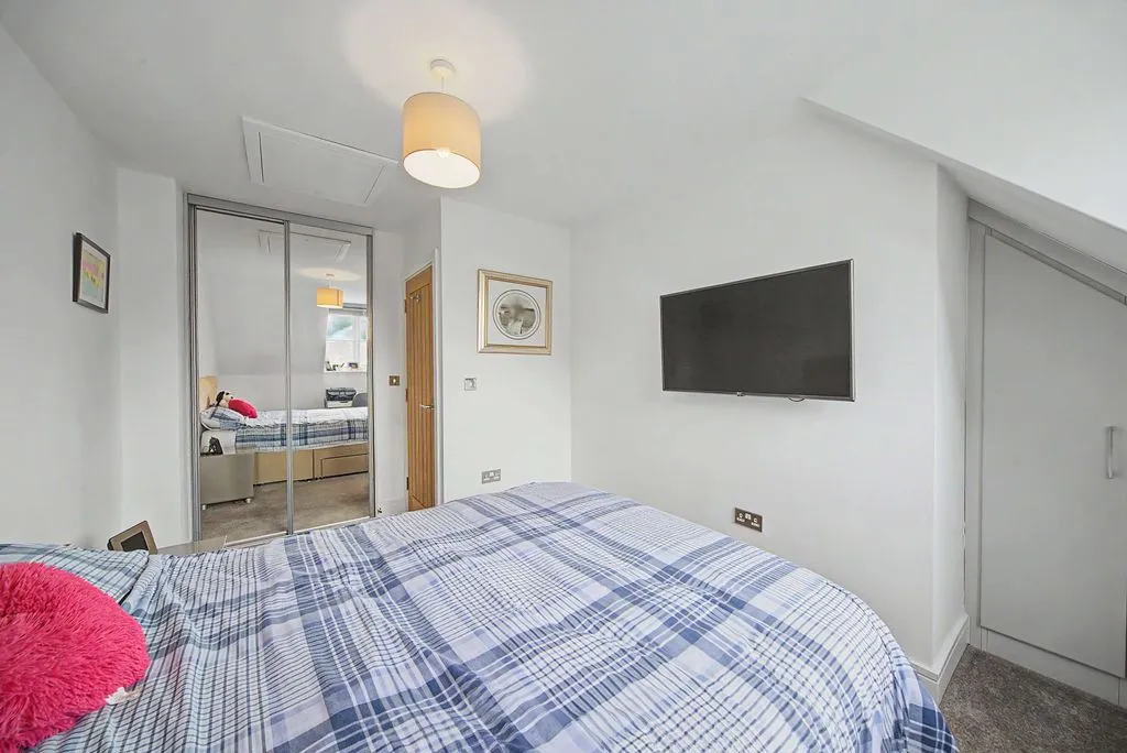 Lockside, Littleborough OL15 0HX, photo 16