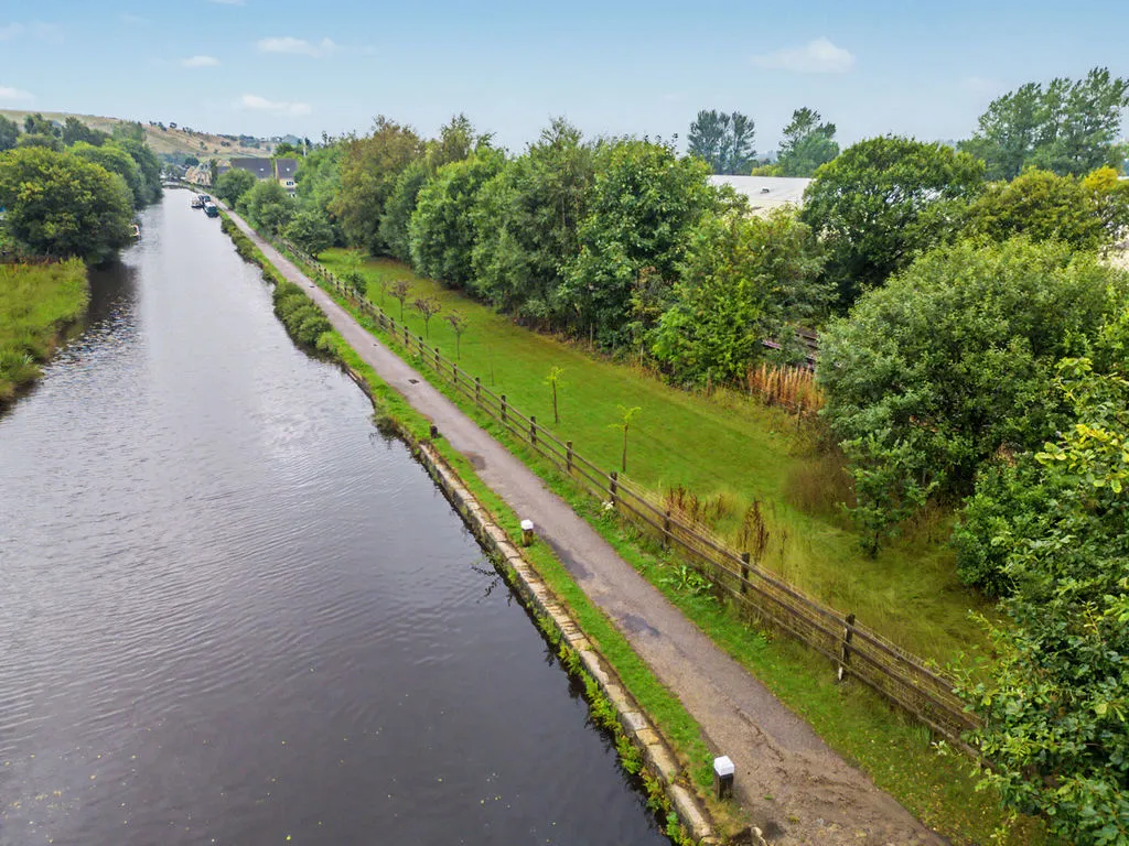 Lockside, Littleborough OL15 0HX, photo 25