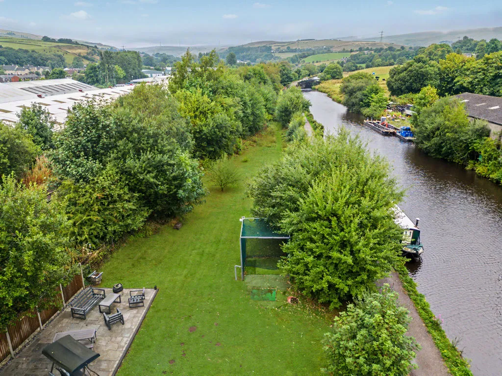 Lockside, Littleborough OL15 0HX, photo 29