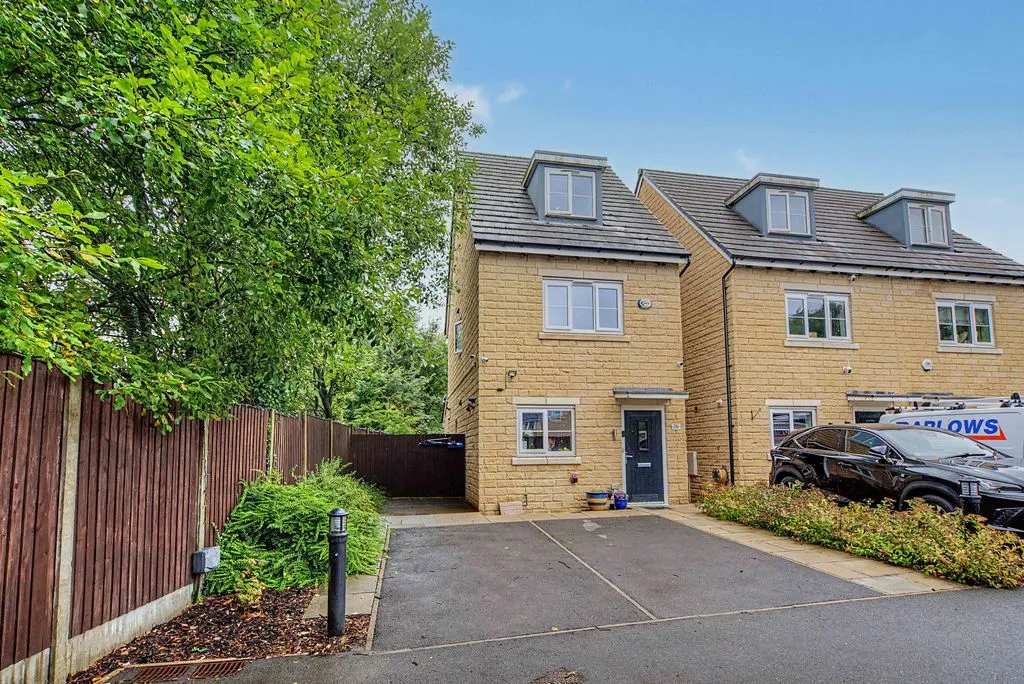 3 bed house for sale — Lockside, Littleborough OL15 0HX