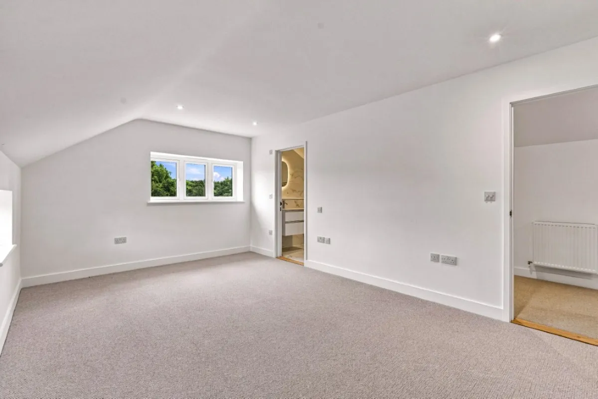 Nightingale Close, Knodishall, photo 23