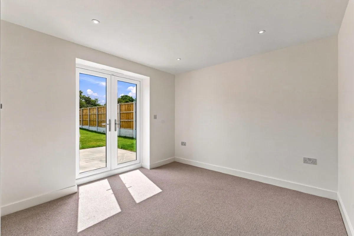 Nightingale Close, Knodishall, photo 10