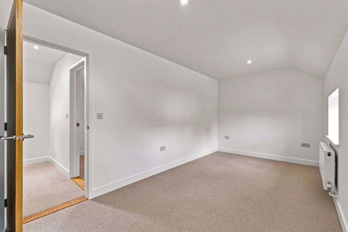Nightingale Close, Knodishall, photo 18