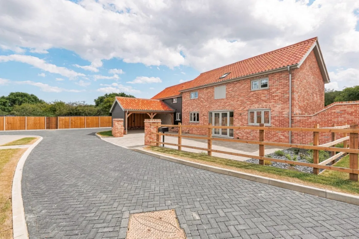 Nightingale Close, Knodishall, photo 5