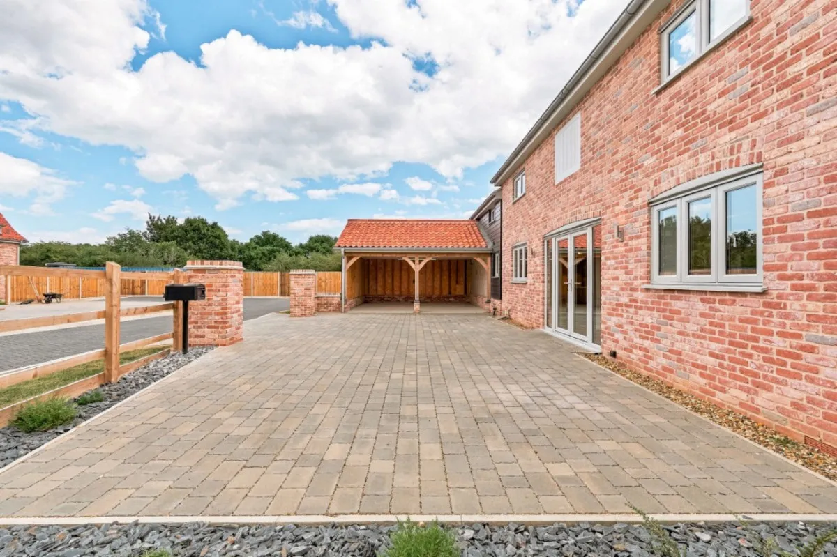 Nightingale Close, Knodishall, photo 31