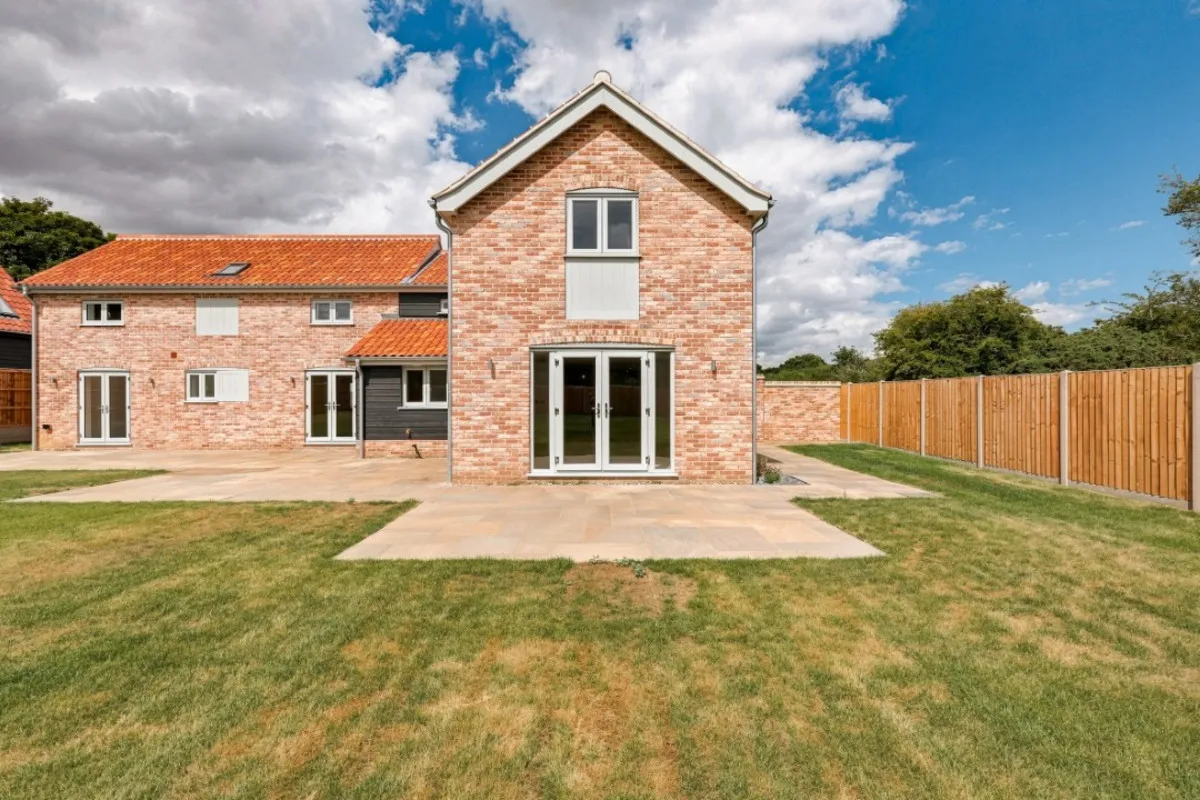 Nightingale Close, Knodishall, photo 33