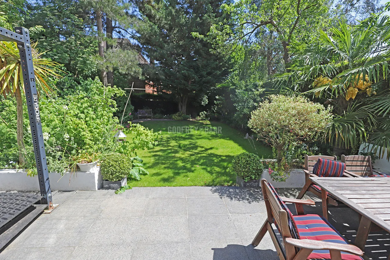 Lytton Close, Hampstead Garden Suburb, N2, photo 26