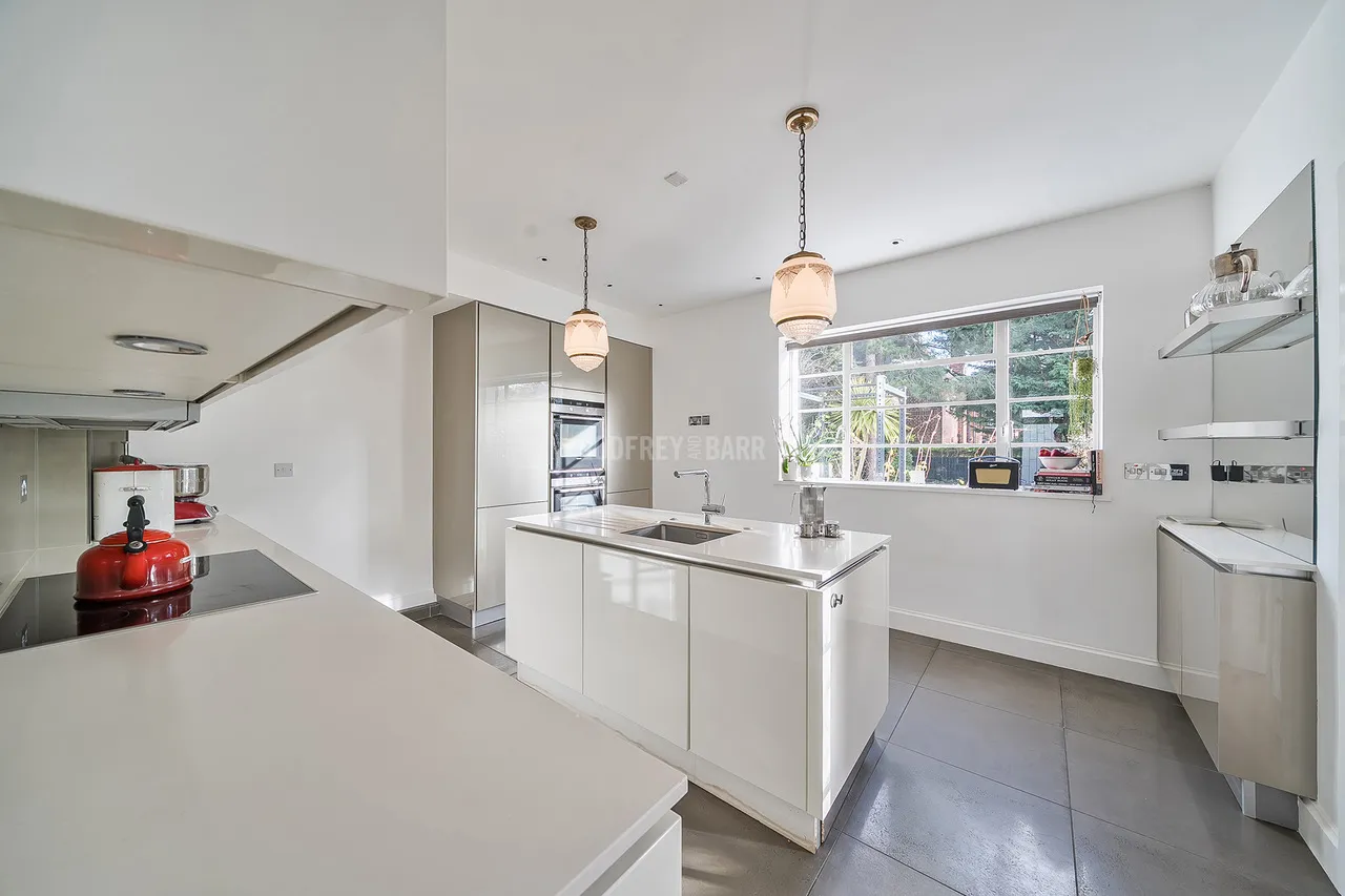 Lytton Close, Hampstead Garden Suburb, N2, photo 8