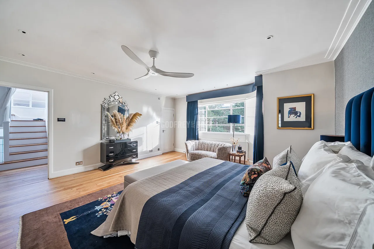 Lytton Close, Hampstead Garden Suburb, N2, photo 13