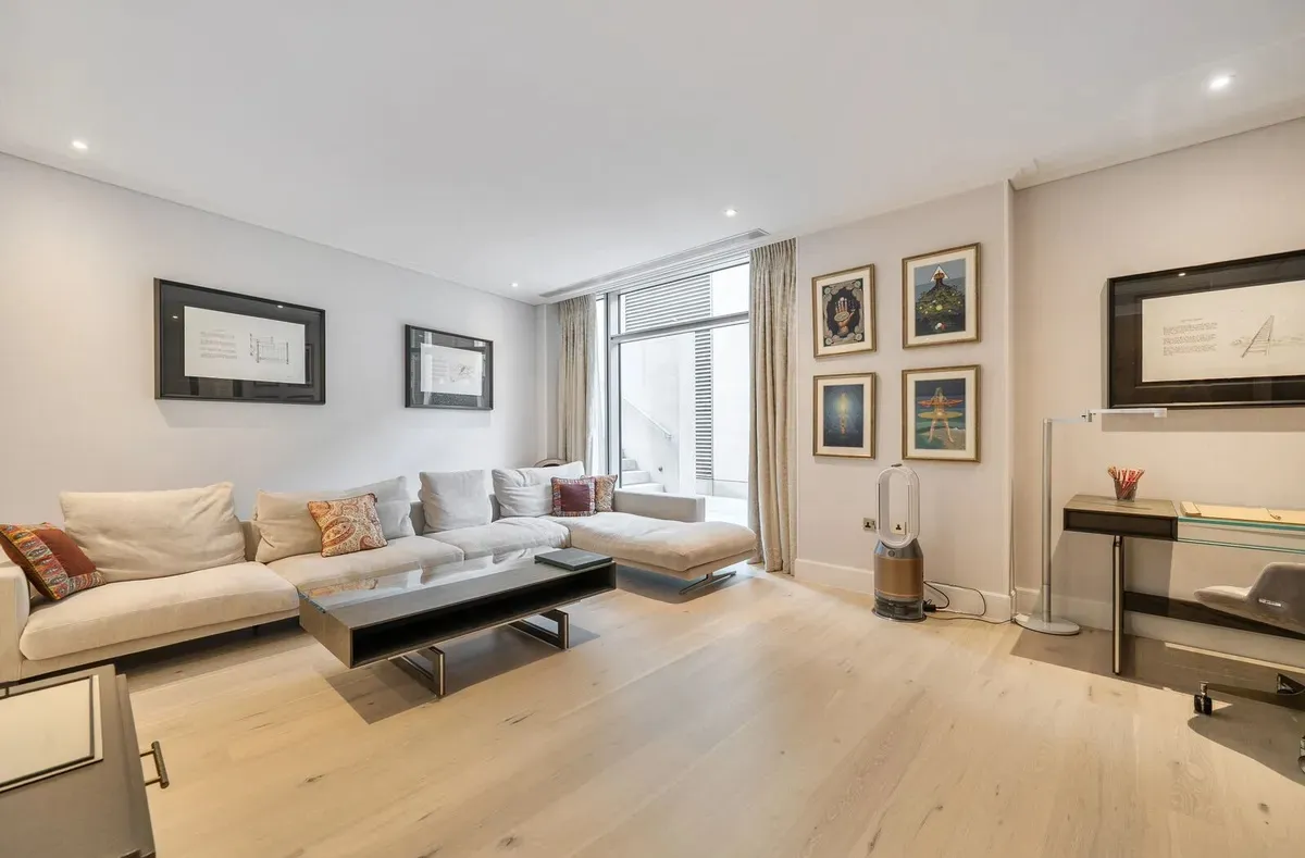 Knightsbridge, London, SW7, photo 11