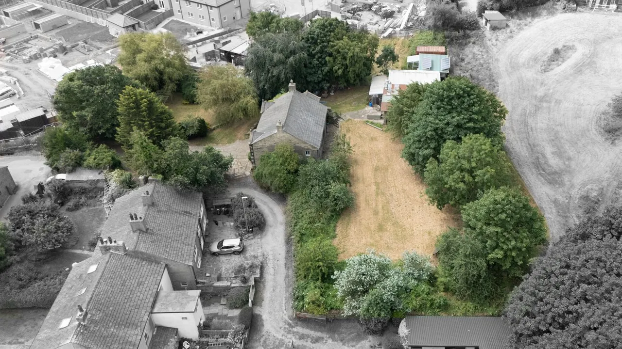 Westercroft, Halifax, HX3, photo 2