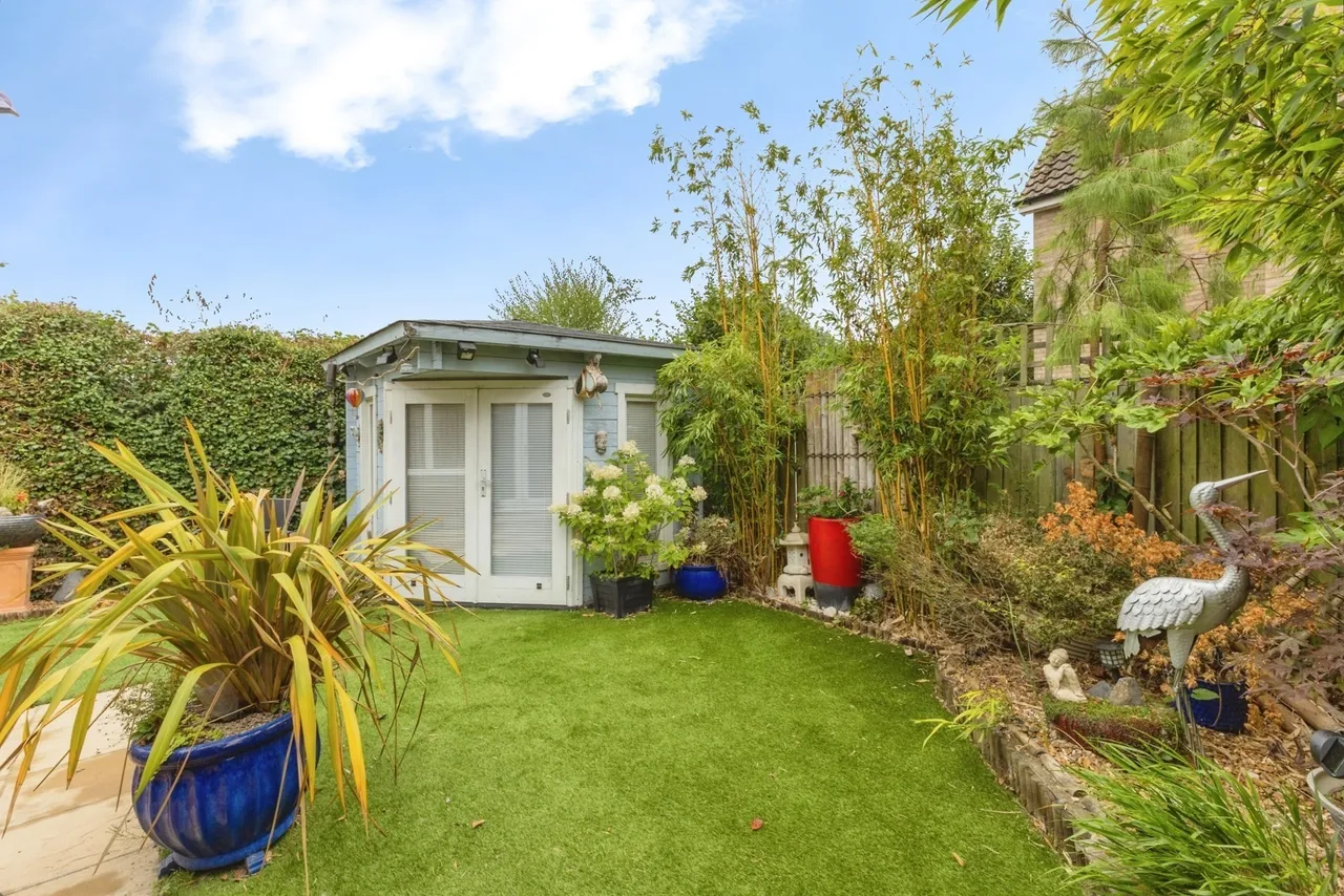 Richard Haggard Close, Shipdham, Thetford, Norfolk, IP25, photo 23