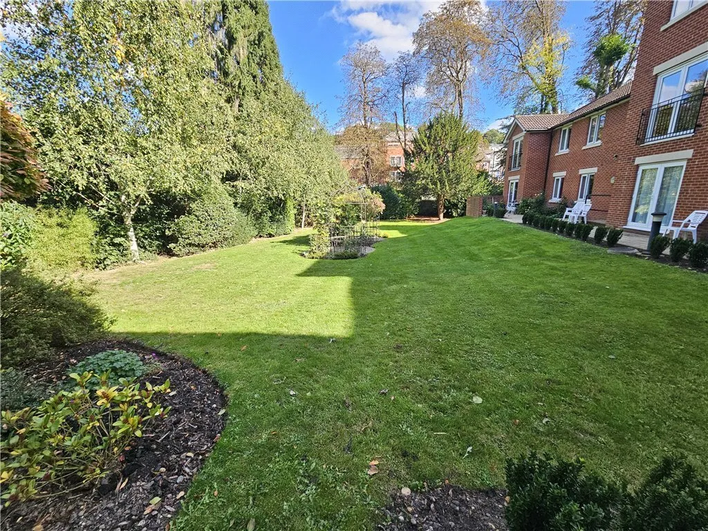 Stafford Road, Caterham, Surrey, CR3, photo 14