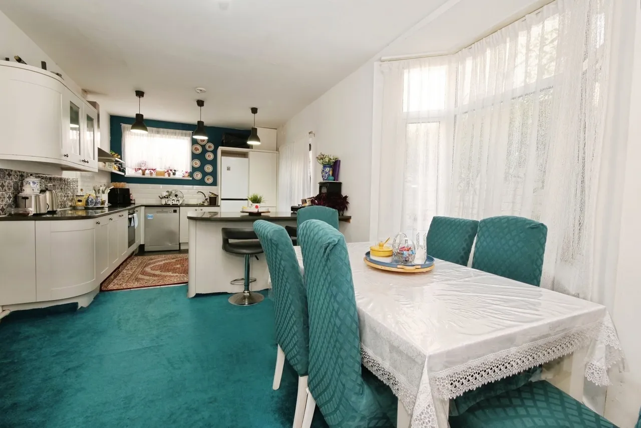 Chepstow Road, Newport, NP19, photo 8
