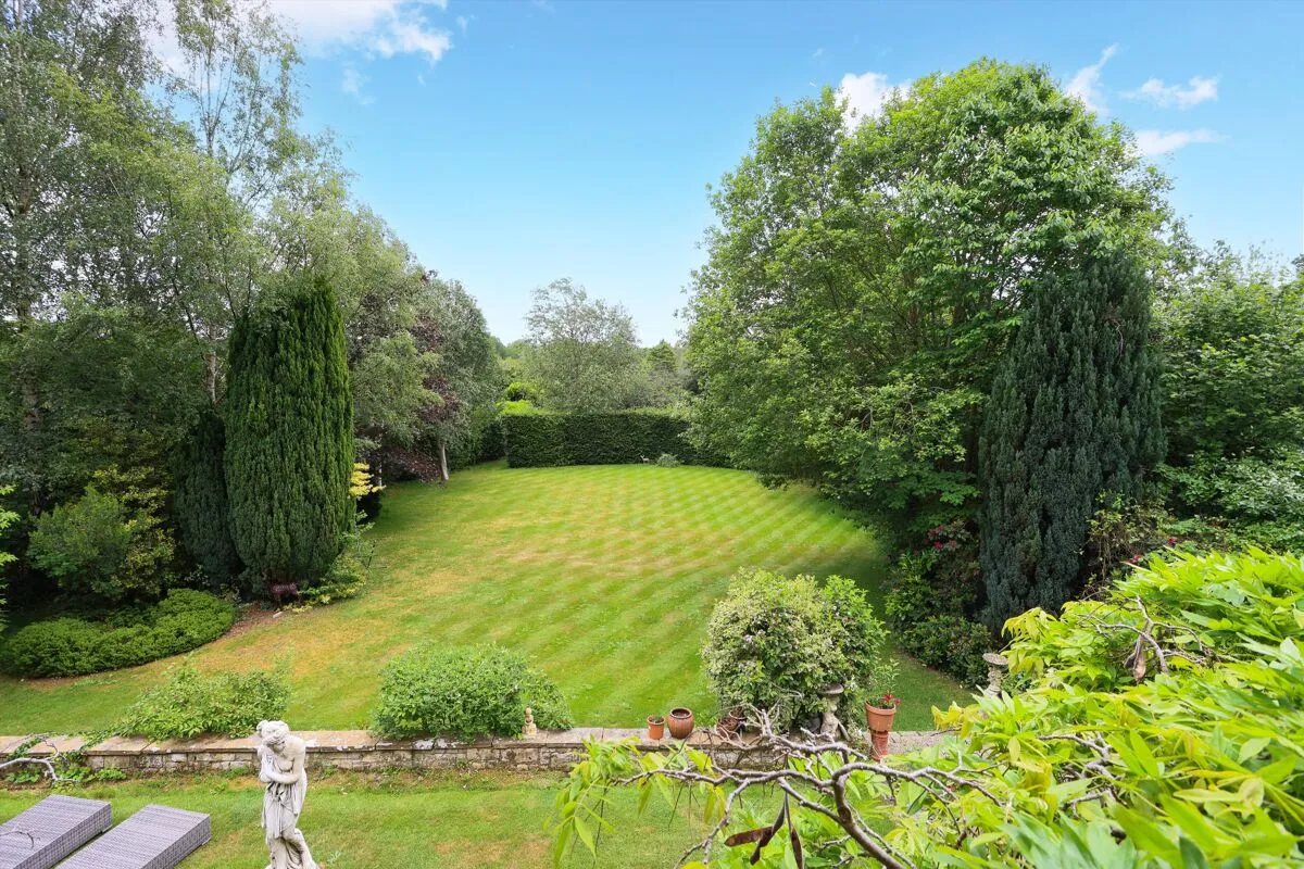Nursery Road, Walton on the Hill, KT20, photo 19