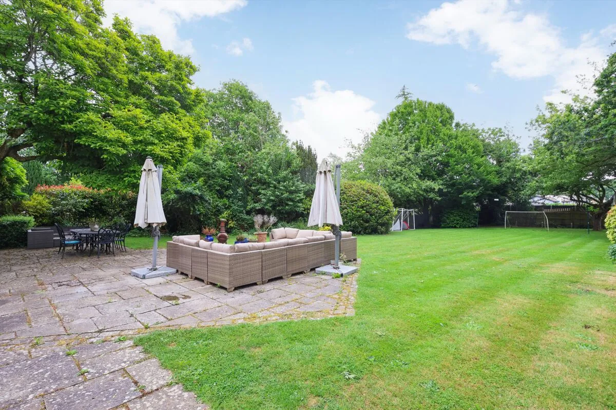 Nursery Road, Walton on the Hill, KT20, photo 18