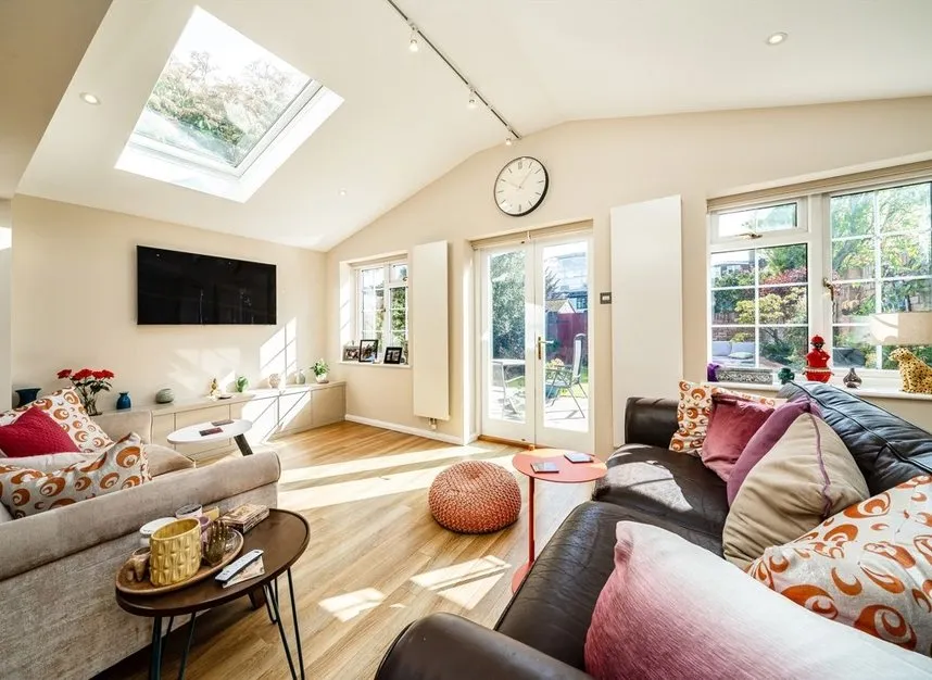 Abbottsmede Close, Strawberry Hill, TW1, photo 2