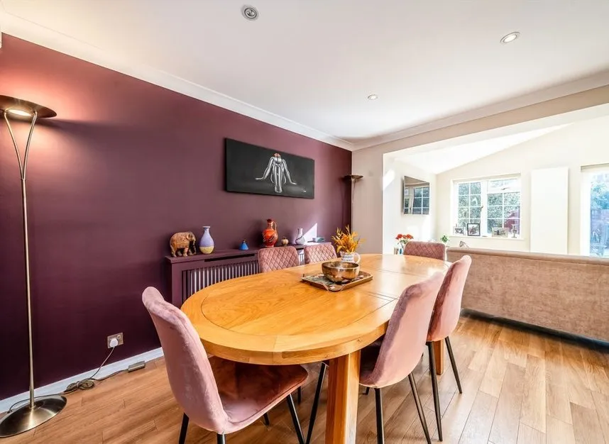 Abbottsmede Close, Strawberry Hill, TW1, photo 3