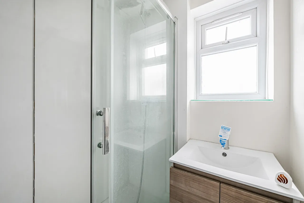Lancaster Road, London, SE25, photo 11