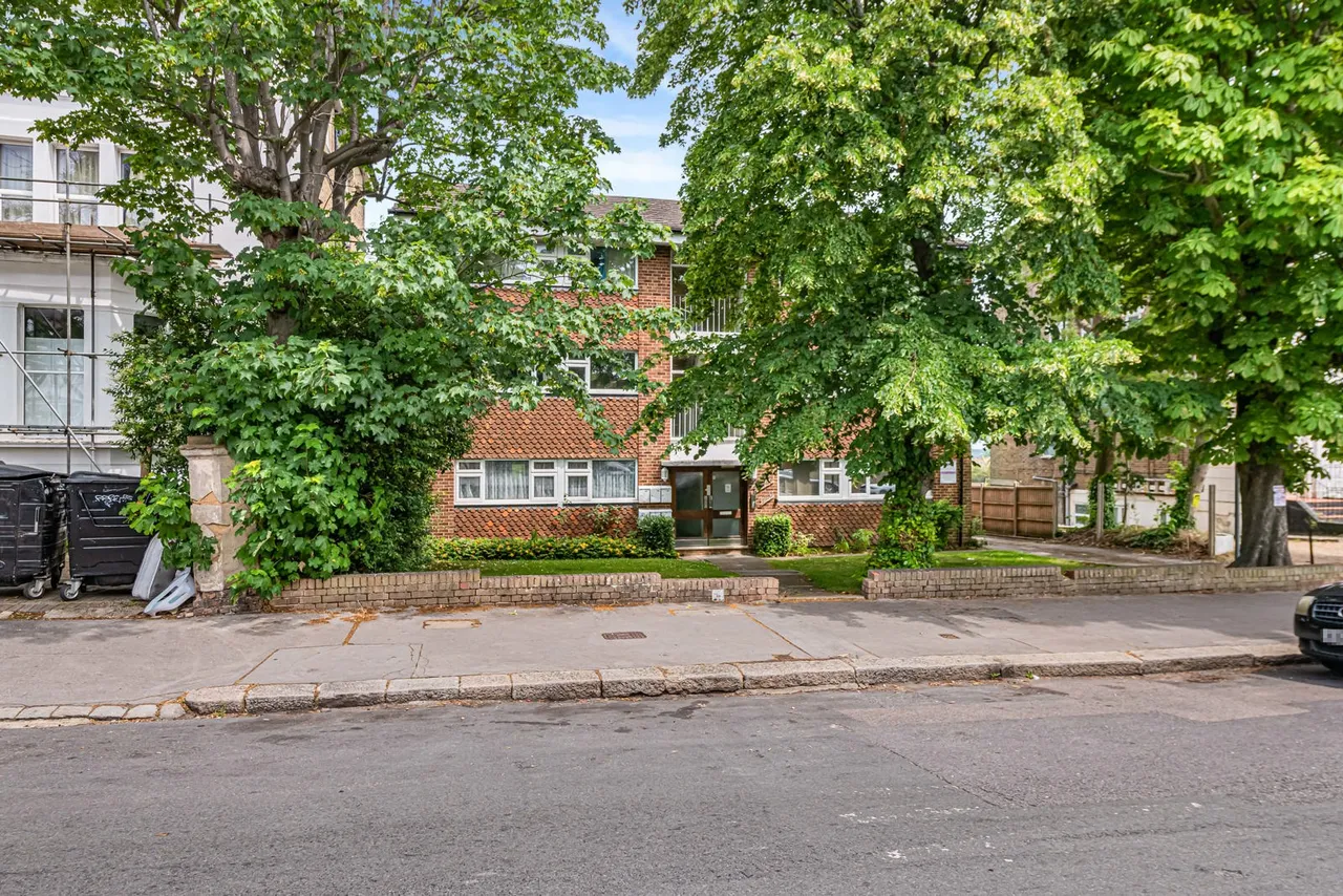 Lancaster Road, London, SE25, photo 16