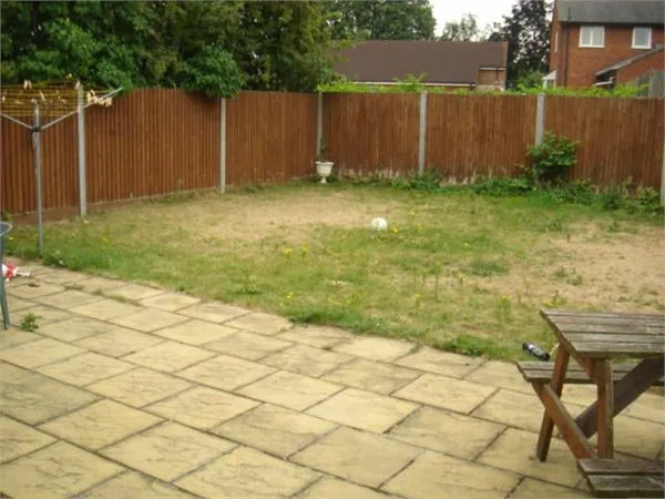 Fisher Close, Greenford, Middlesex, UB6 9UF, photo 2
