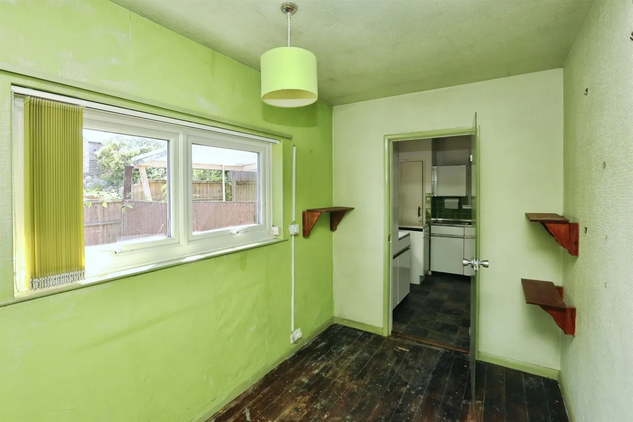 Crowther Close, Southampton, SO19, photo 4