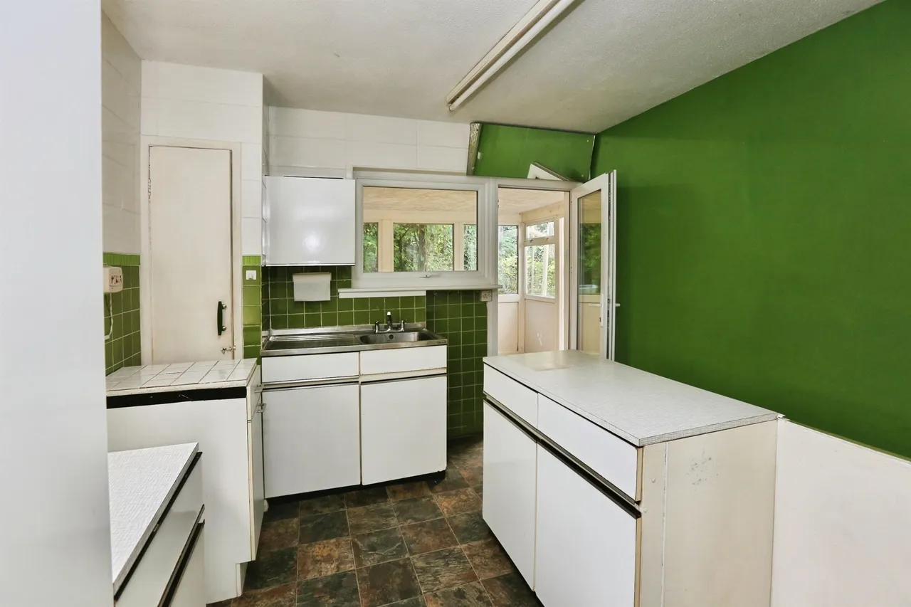 Crowther Close, Southampton, SO19, photo 6