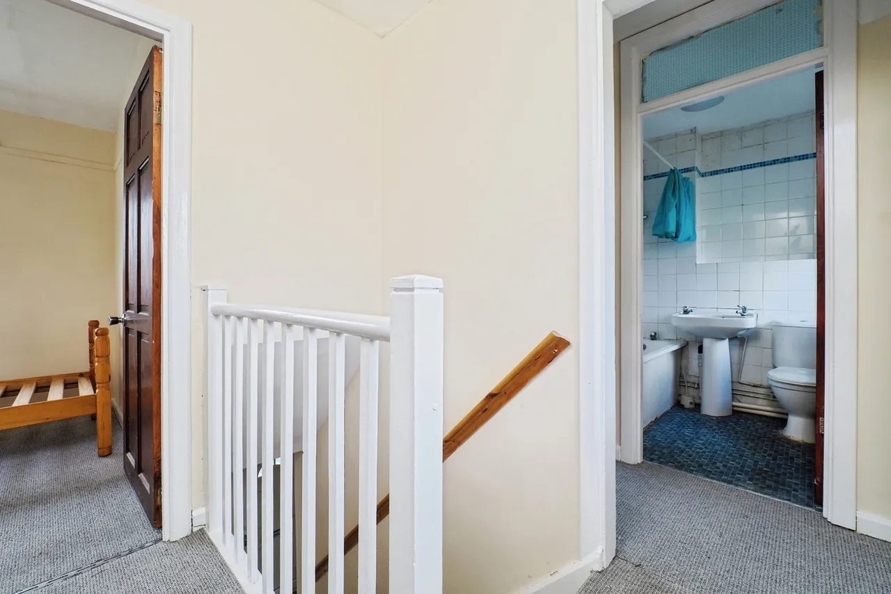 Manton Crescent, Beeston, NG9, photo 15