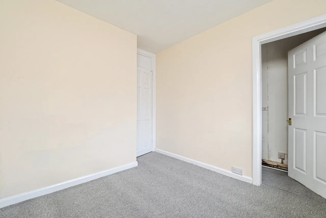 Manton Crescent, Beeston, NG9, photo 11