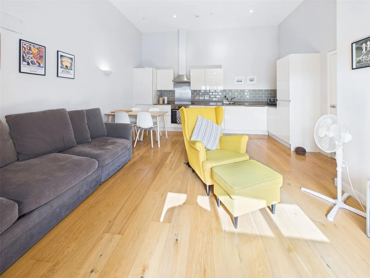 Athelstan Place, Twickenham, TW2, photo 2