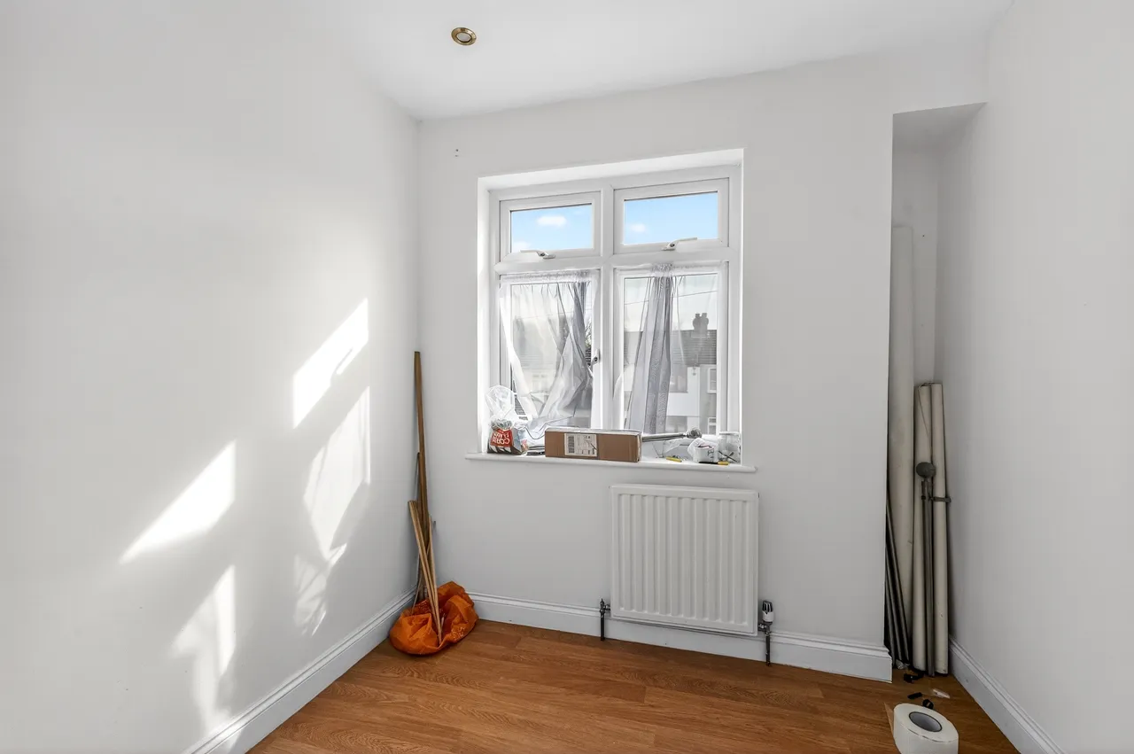 Laburnum Avenue, Hornchurch, RM12, photo 19