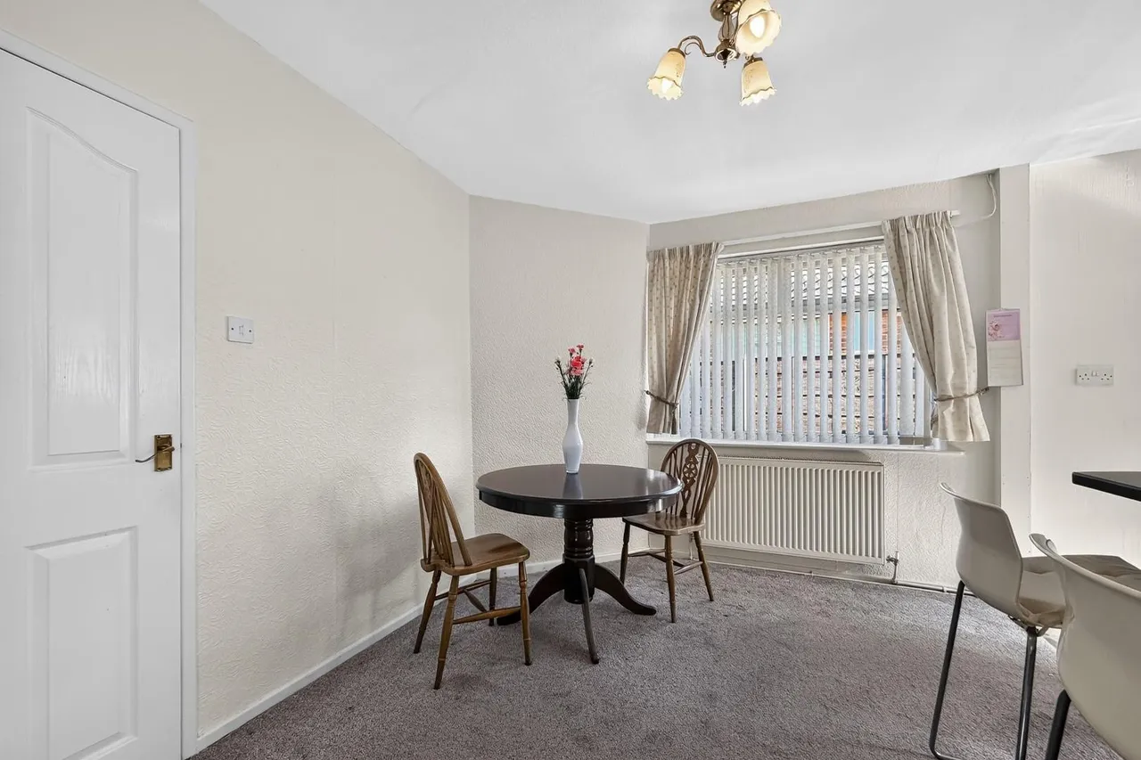 Shaftesbury Avenue, Timperley, WA15, photo 12