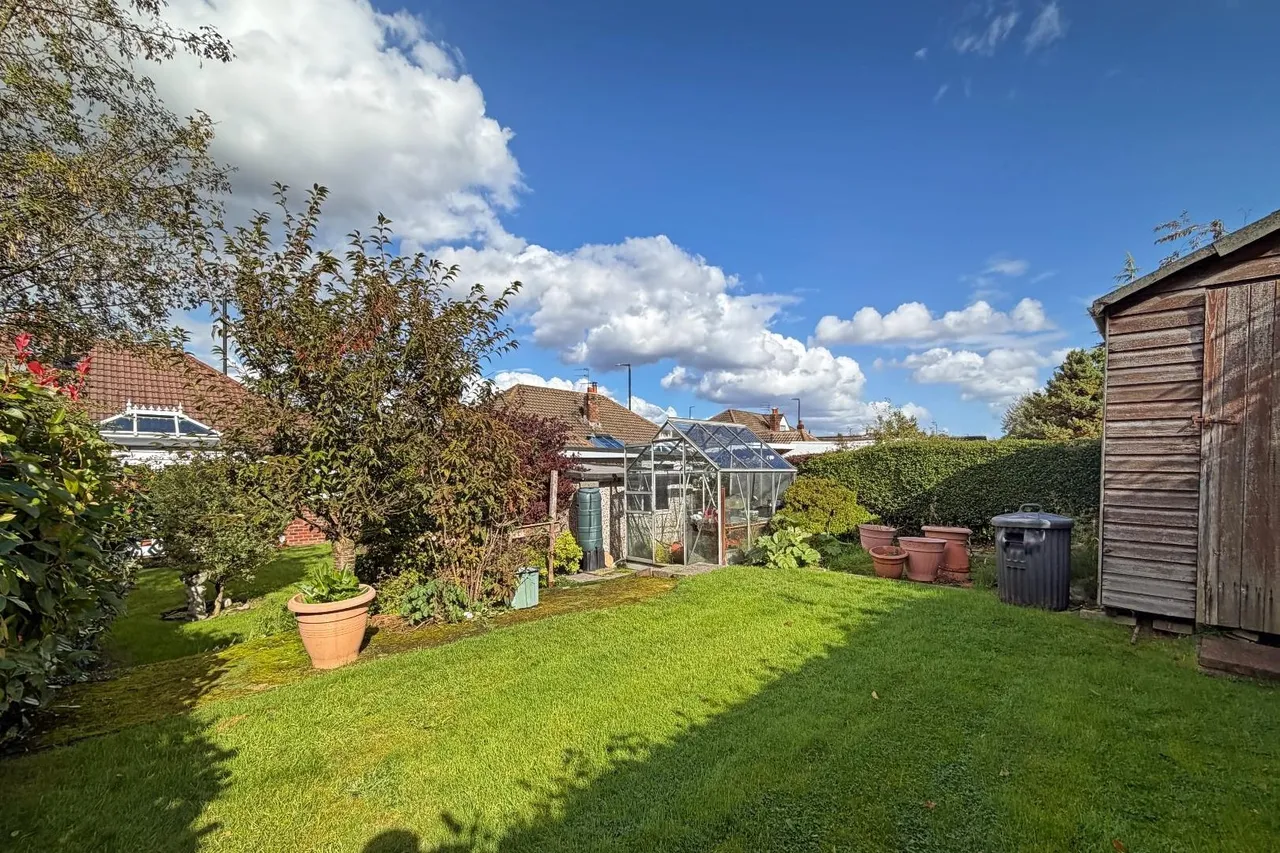 Shaftesbury Avenue, Timperley, WA15, photo 6