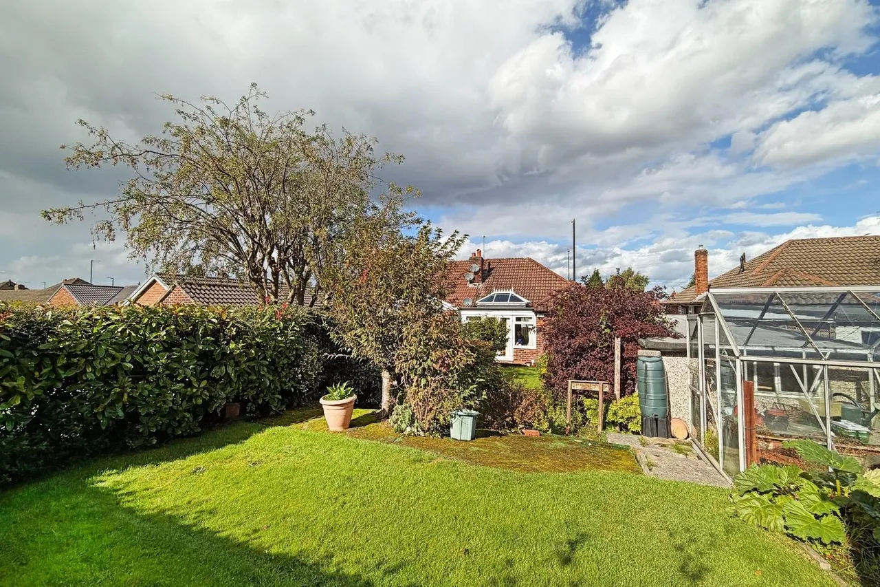 Shaftesbury Avenue, Timperley, WA15, photo 29