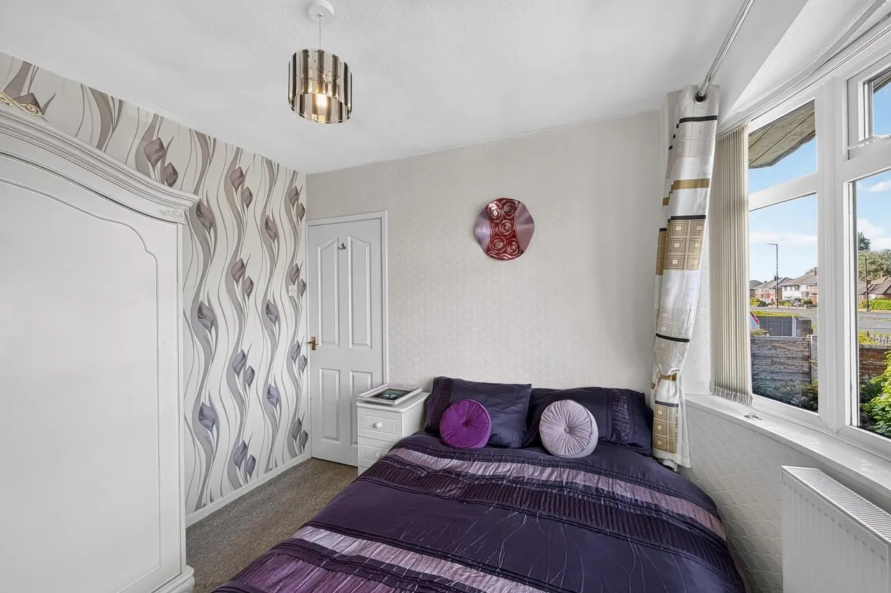 Shaftesbury Avenue, Timperley, WA15, photo 18