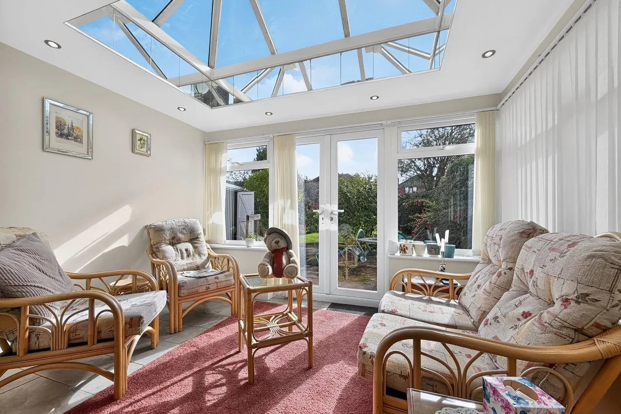 Shaftesbury Avenue, Timperley, WA15, photo 5