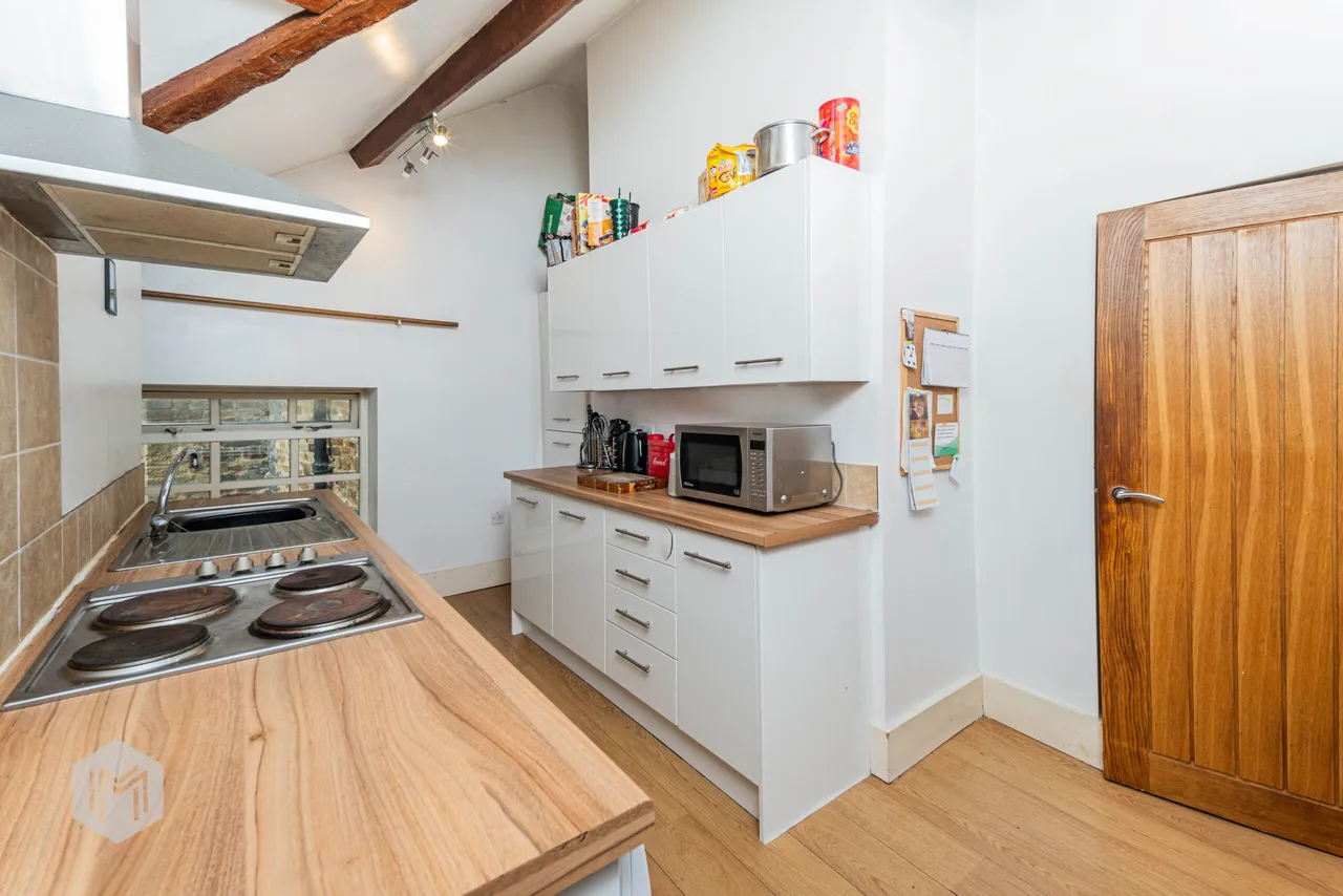 Apartment 3, 74 Bradshaw Road, Bolton, BL2 3EW, photo 4