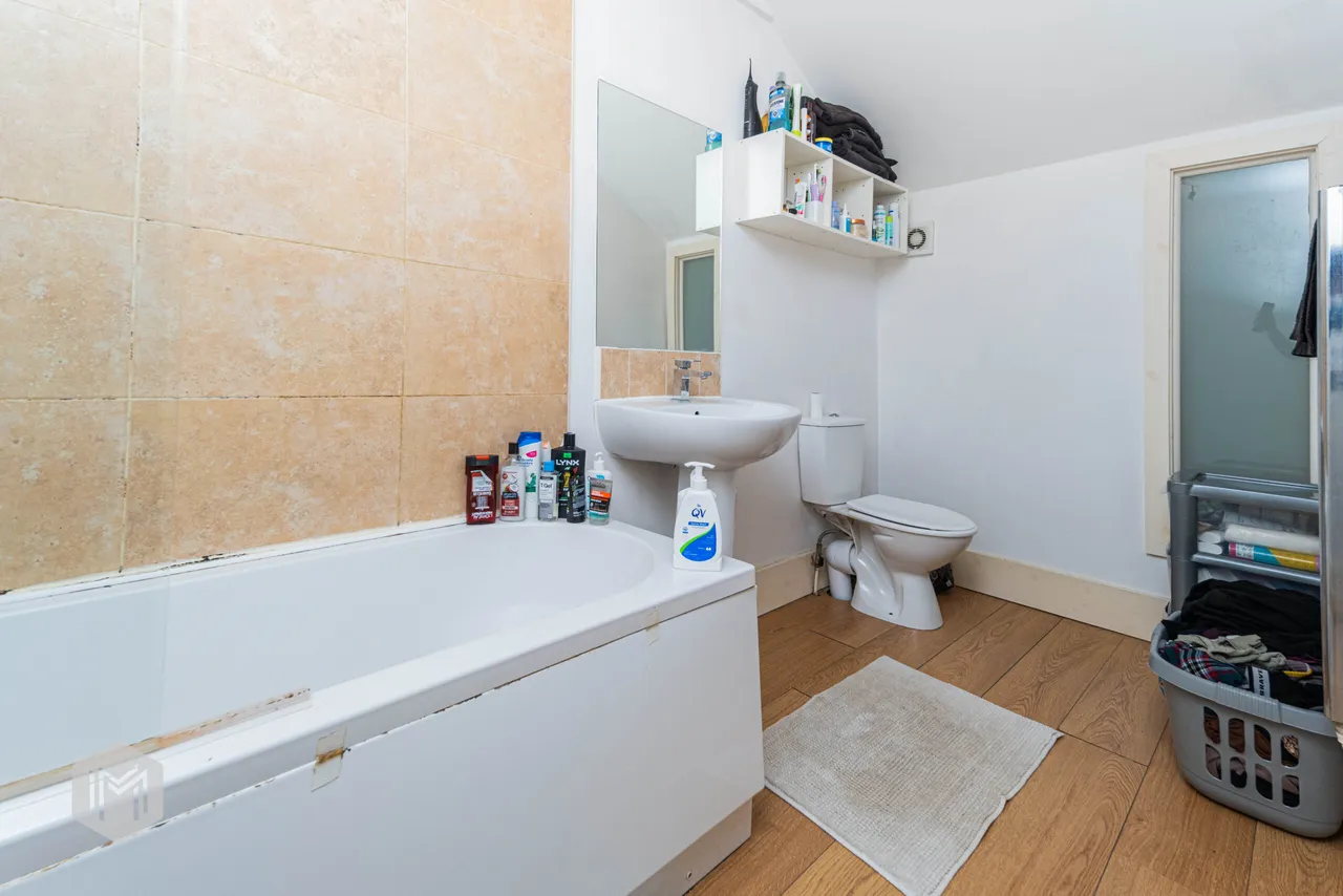 Apartment 3, 74 Bradshaw Road, Bolton, BL2 3EW, photo 6