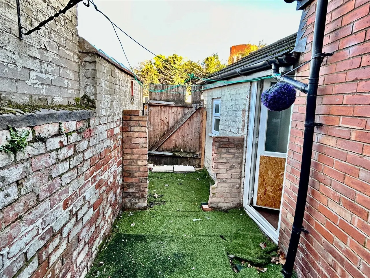 Leyland Road, Lostock Hall, Preston, Lancashire, PR5, photo 7