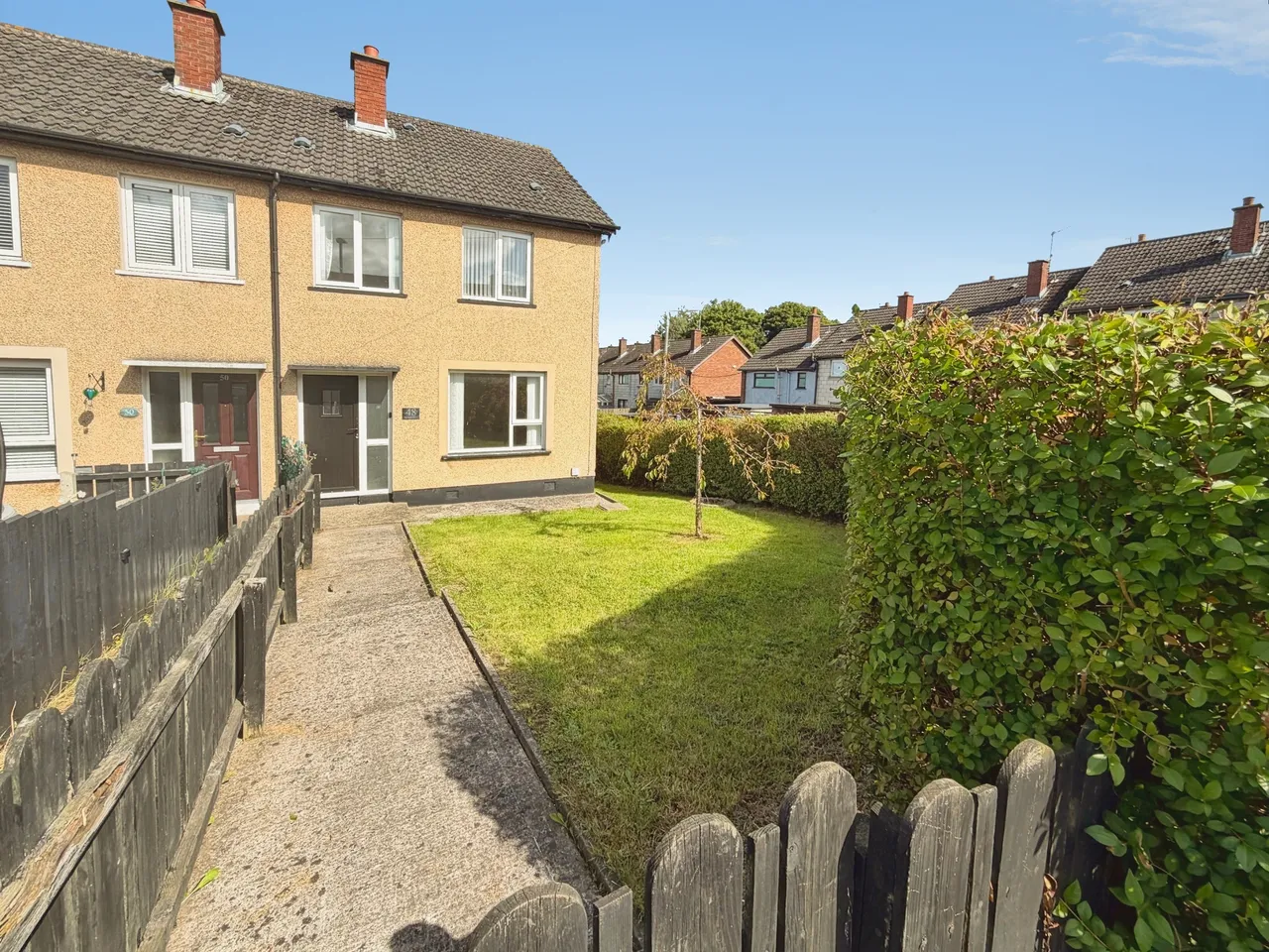 3 bed house for sale — Tirowen Drive, Lisburn, BT28