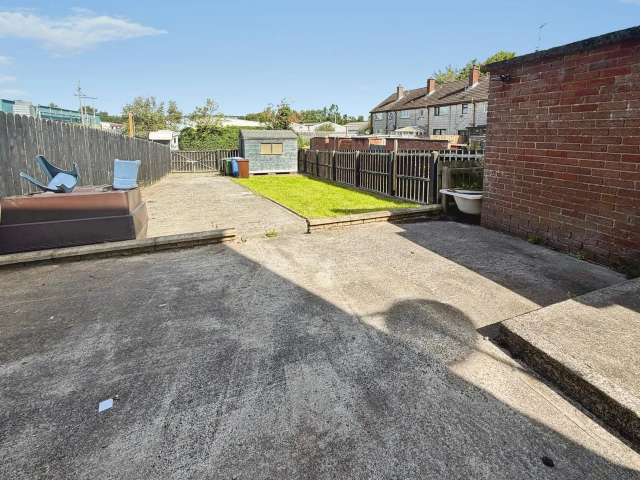 Tirowen Drive, Lisburn, BT28, photo 12