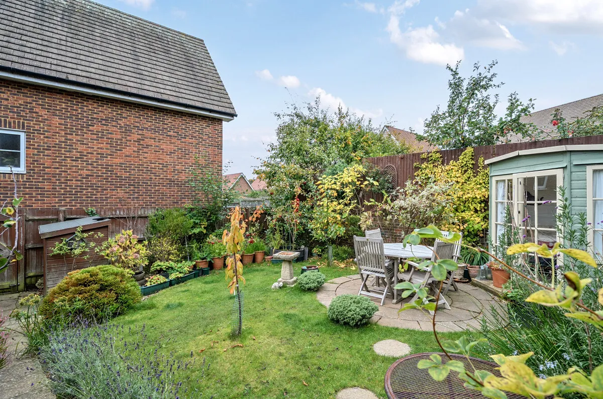 Storrington, RH20 3GU, photo 14