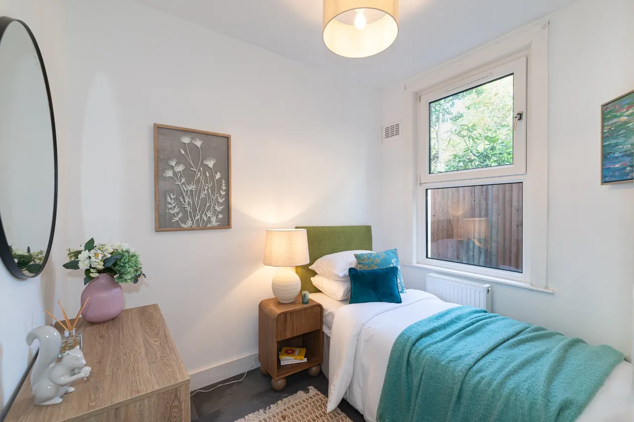Lynn Road, London, SW12, photo 5
