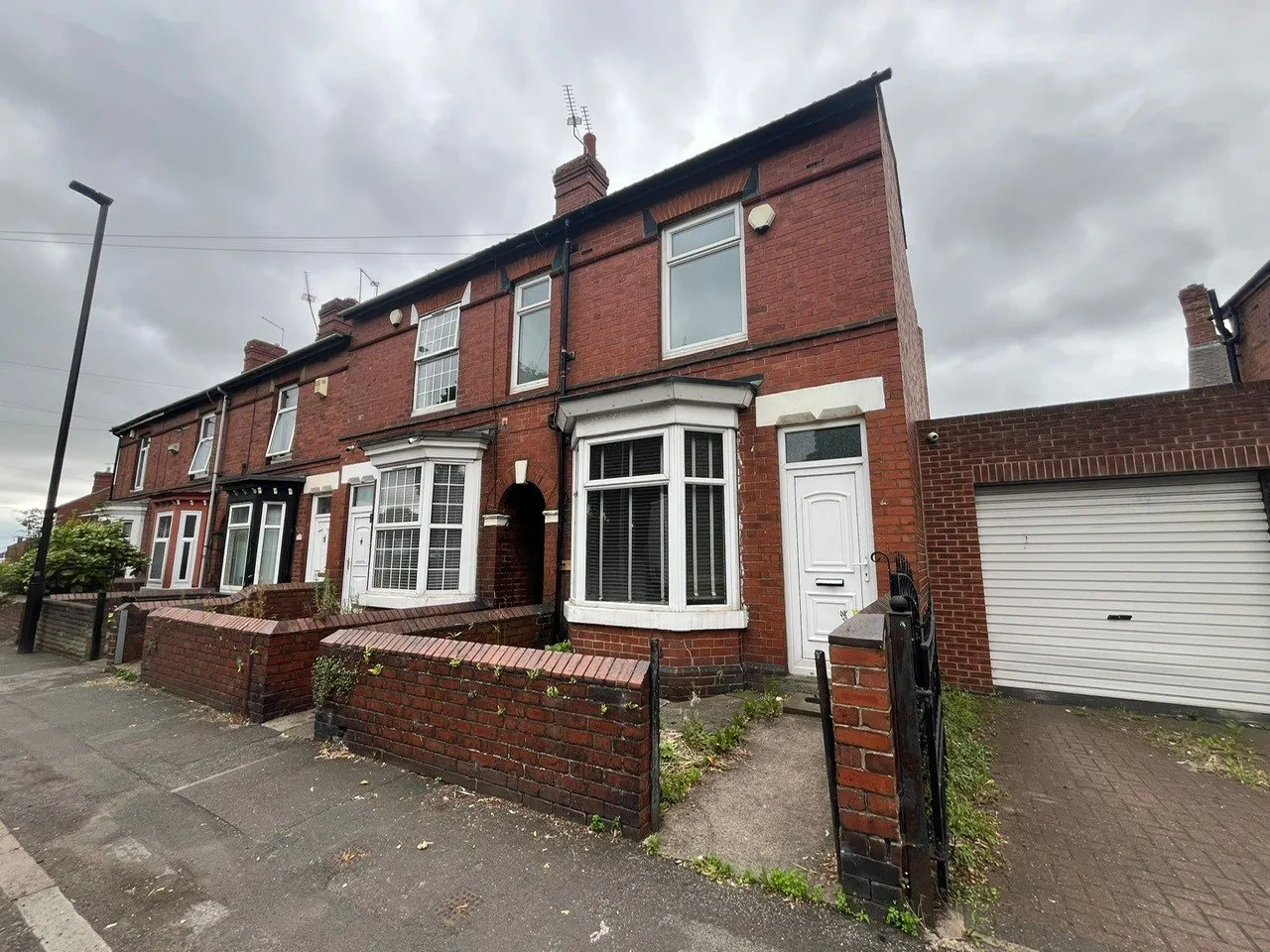 Kilnhurst Road, Rawmarsh, S62, photo 2