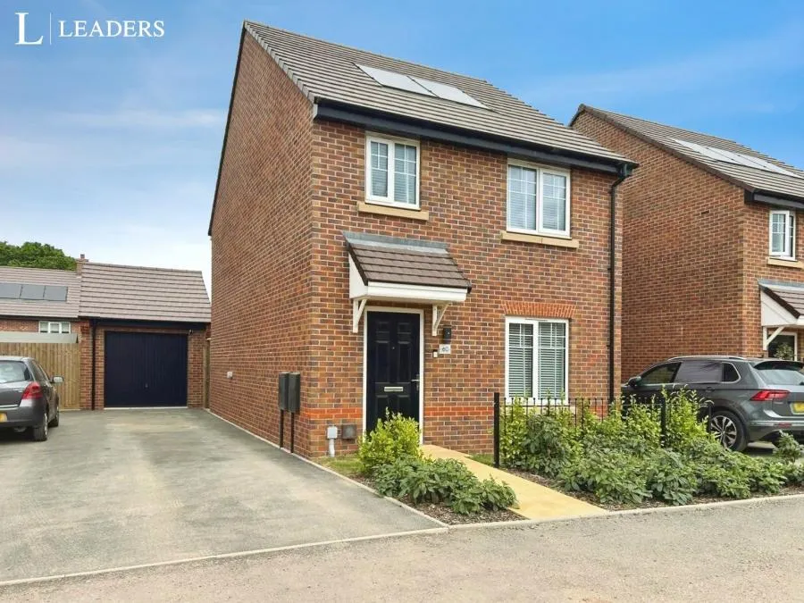3 bed house for sale, Baskerville Drive, Rushwick, WR2