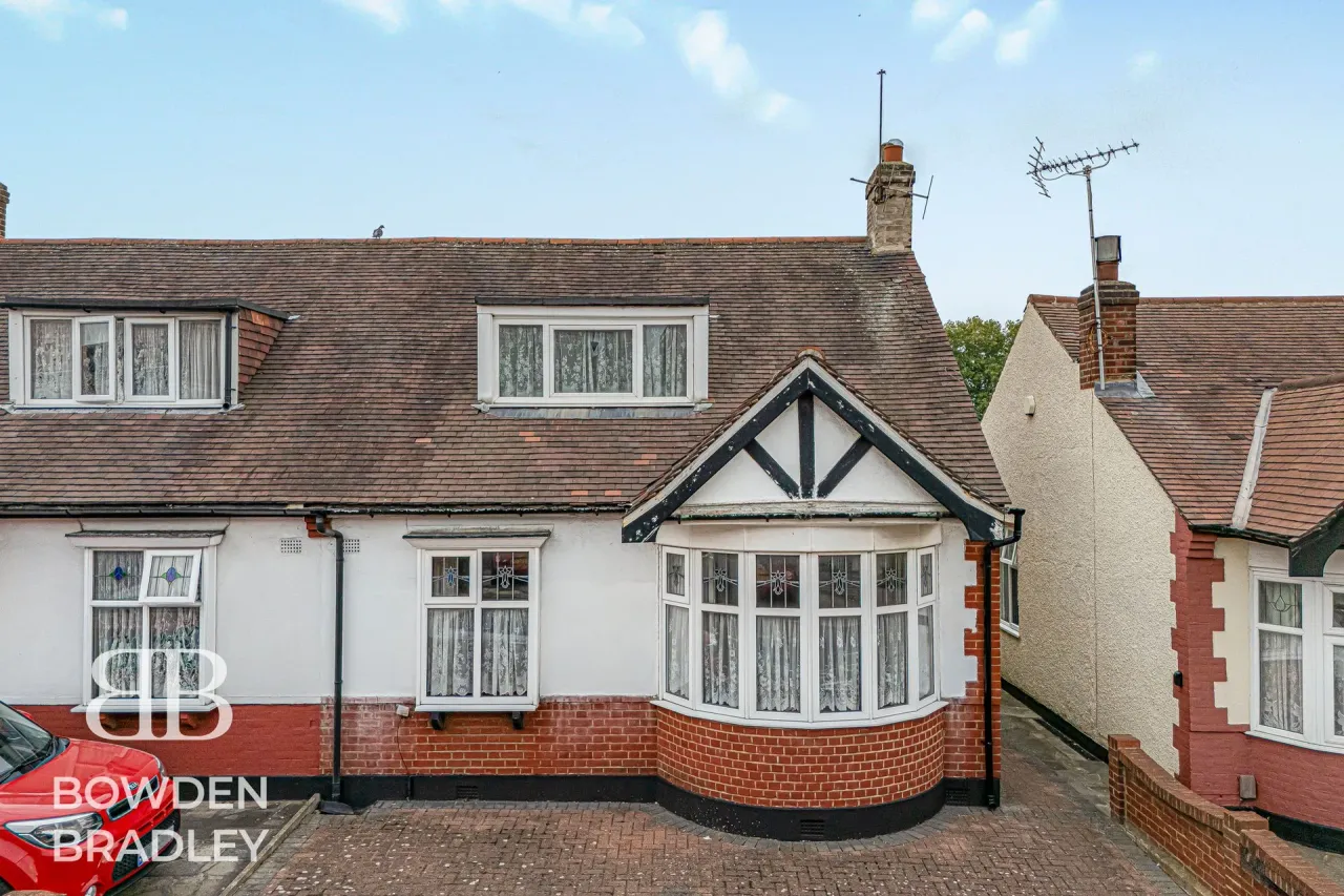 Horns Road, Barkingside, IG6, photo 36