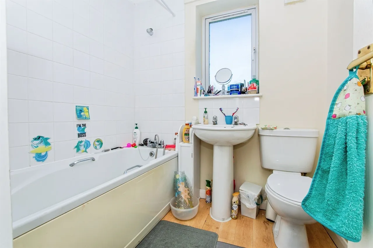 Trafalgar Court, Wisbech, PE13, photo 13