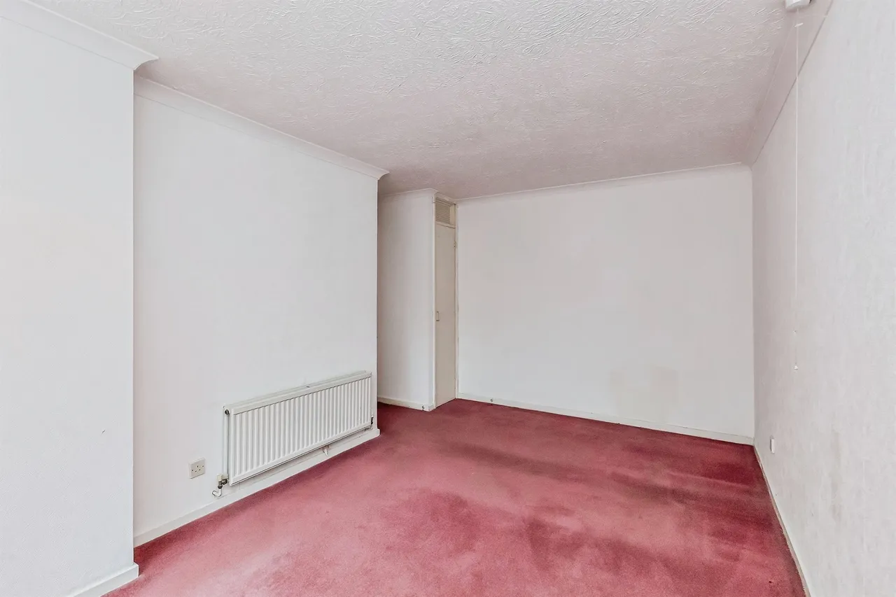 Dorking Walk, Corby, NN18, photo 11
