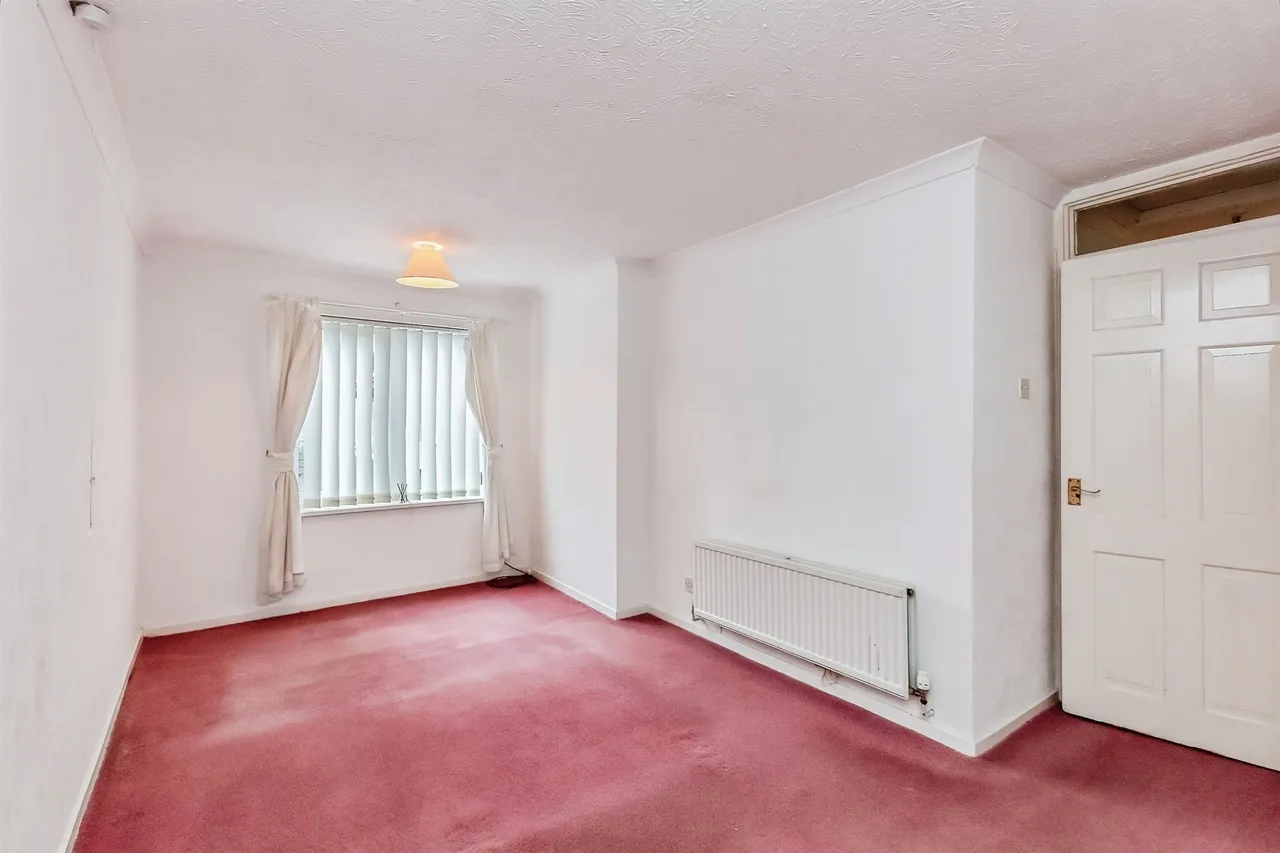 Dorking Walk, Corby, NN18, photo 9