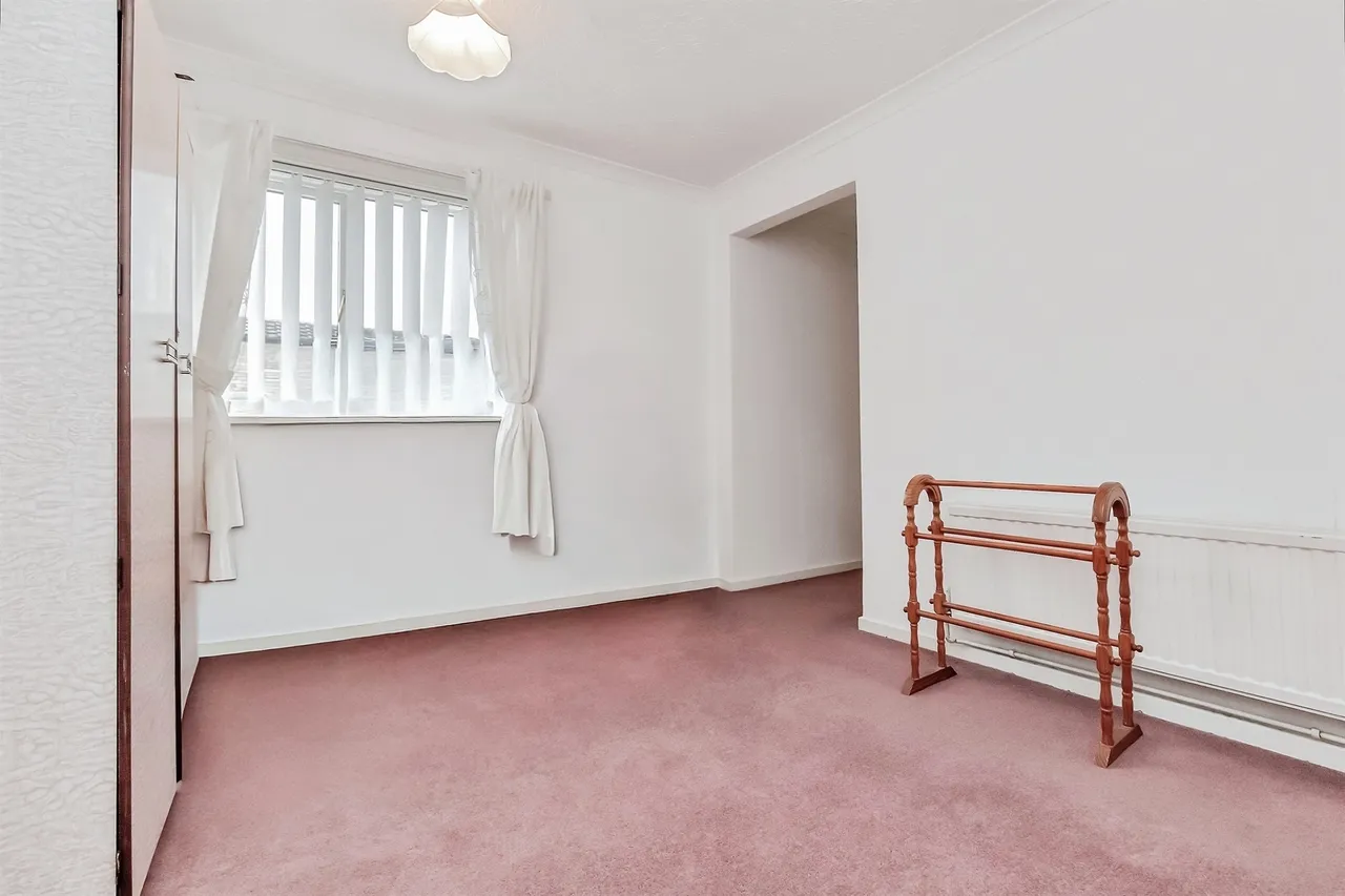 Dorking Walk, Corby, NN18, photo 8